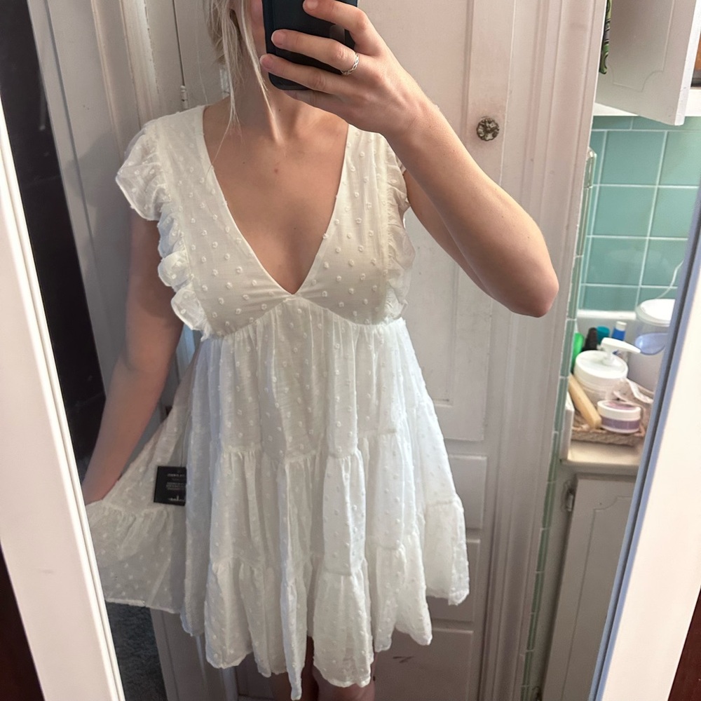Lulu's Cream Flutter Sleeve V-Neck Sundress